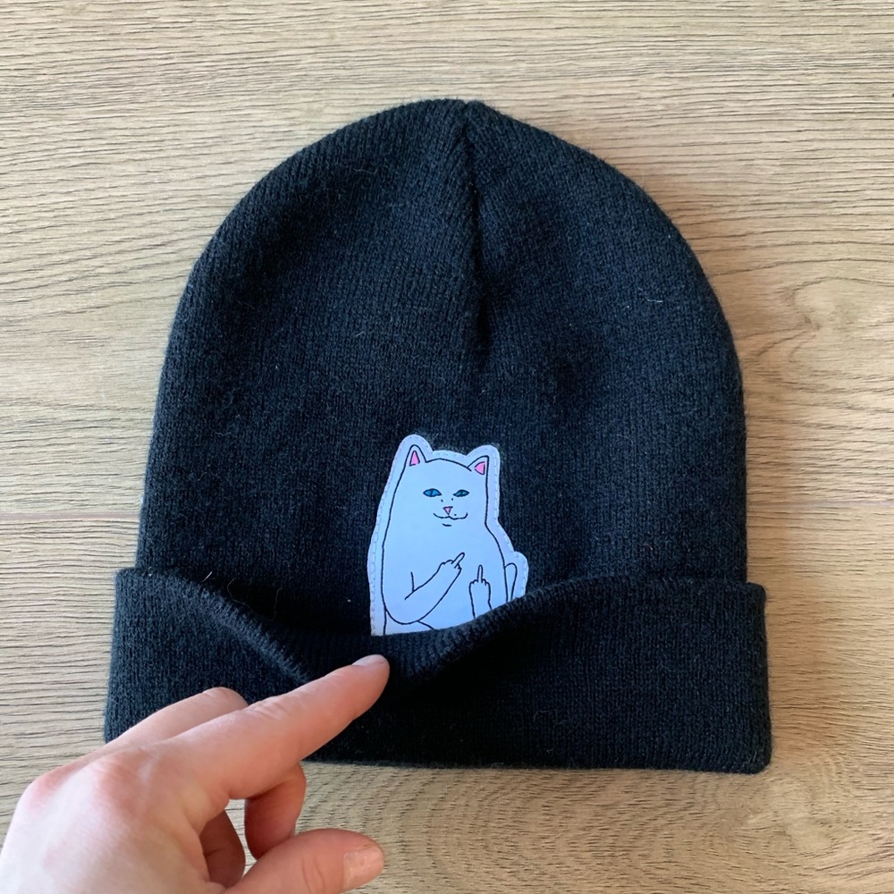Cat Beanie - Picture 2 of 3